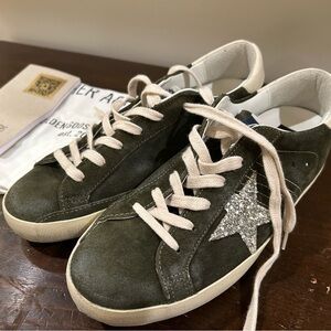 Golden Goose Super Star Sneakers